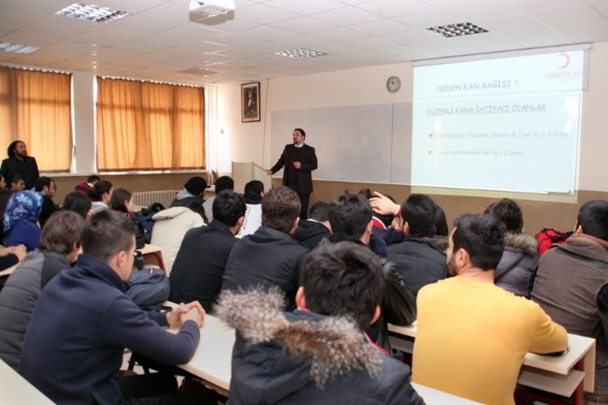 KMÜ\'de Kan Bağışı Eğitim Semineri Verildi