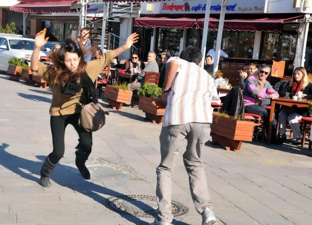 Paramedik Günü\'nü Tatbikatla Kutladılar