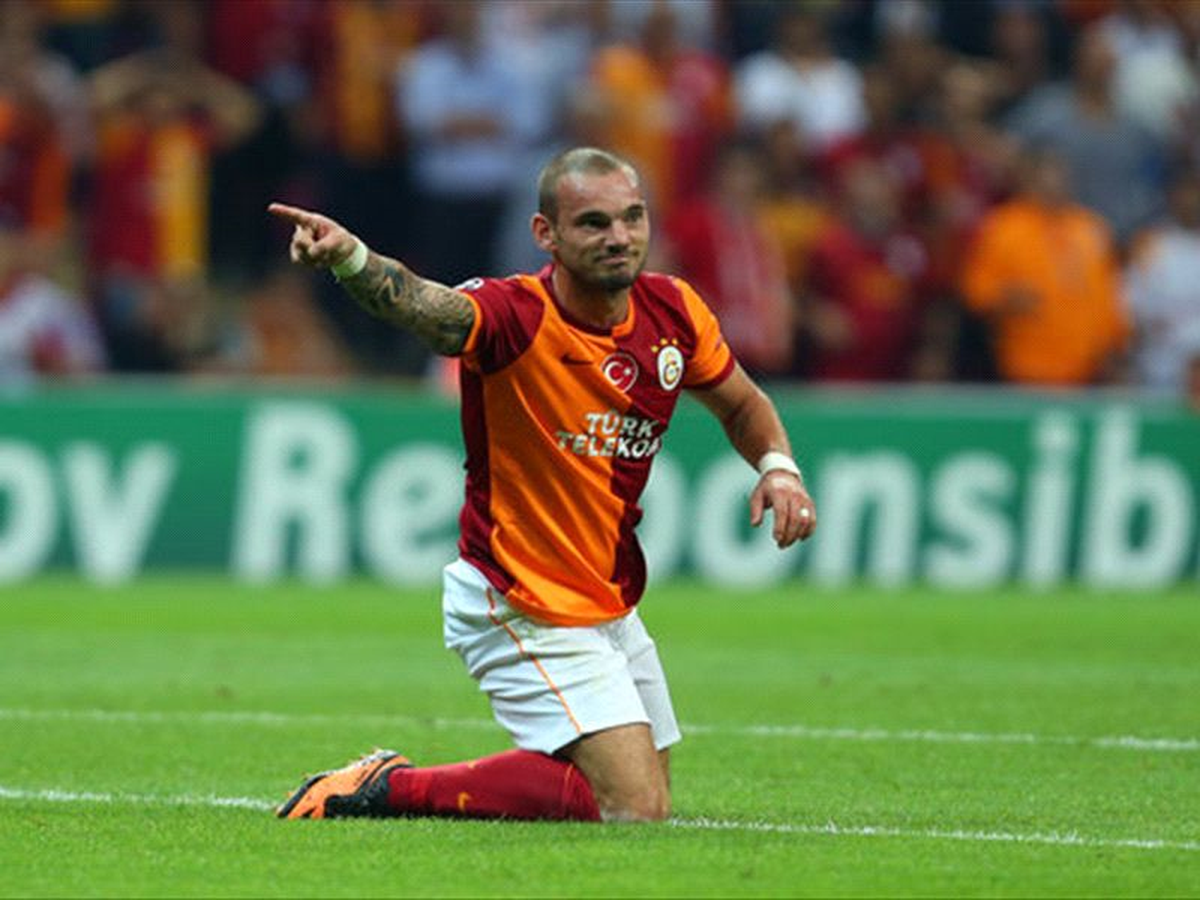 Sneijder Taraftardan mı Çekiniyor?
