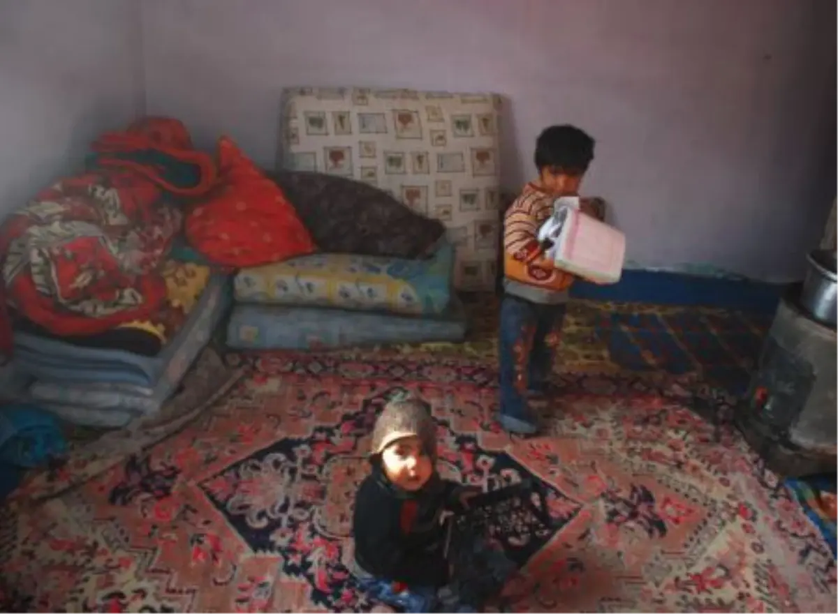 Kurtalan\'da Suriyeli 15 Aileye Ev Tahsis Edildi