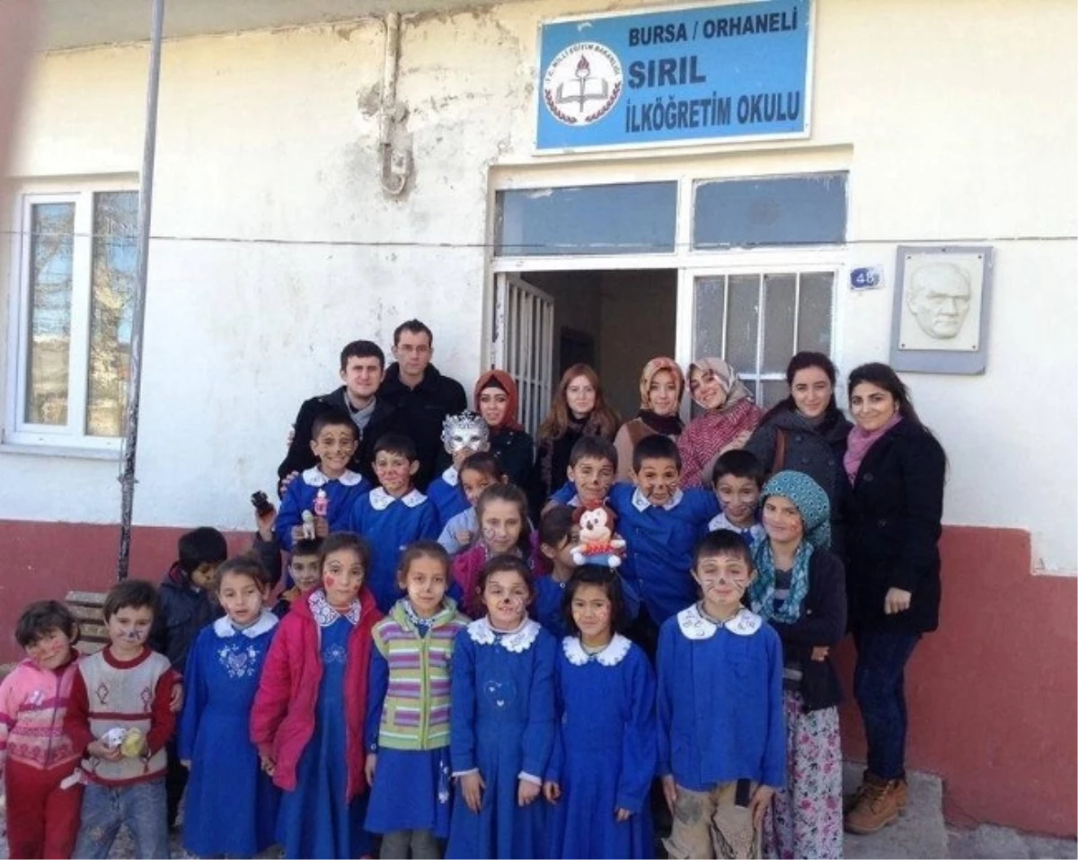 Uludağ Üniversitesi Öğrencilerinden Dağ Yöresine Yardım