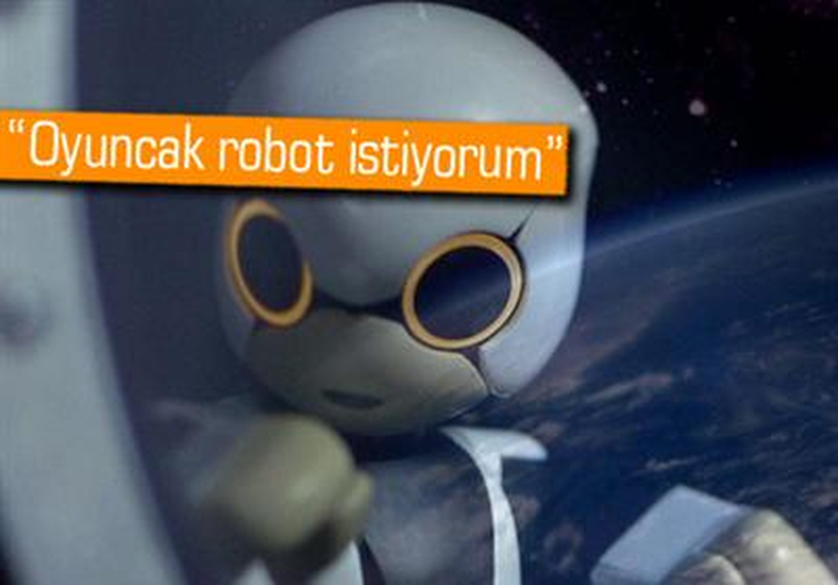 Uzayda Robot Kirobo ile Noel Muhabbeti