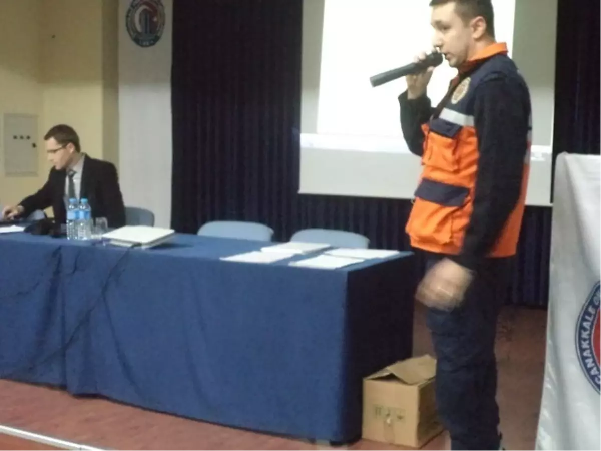Yenice Myo\'da Öğrencilere Afet Semineri Verildi