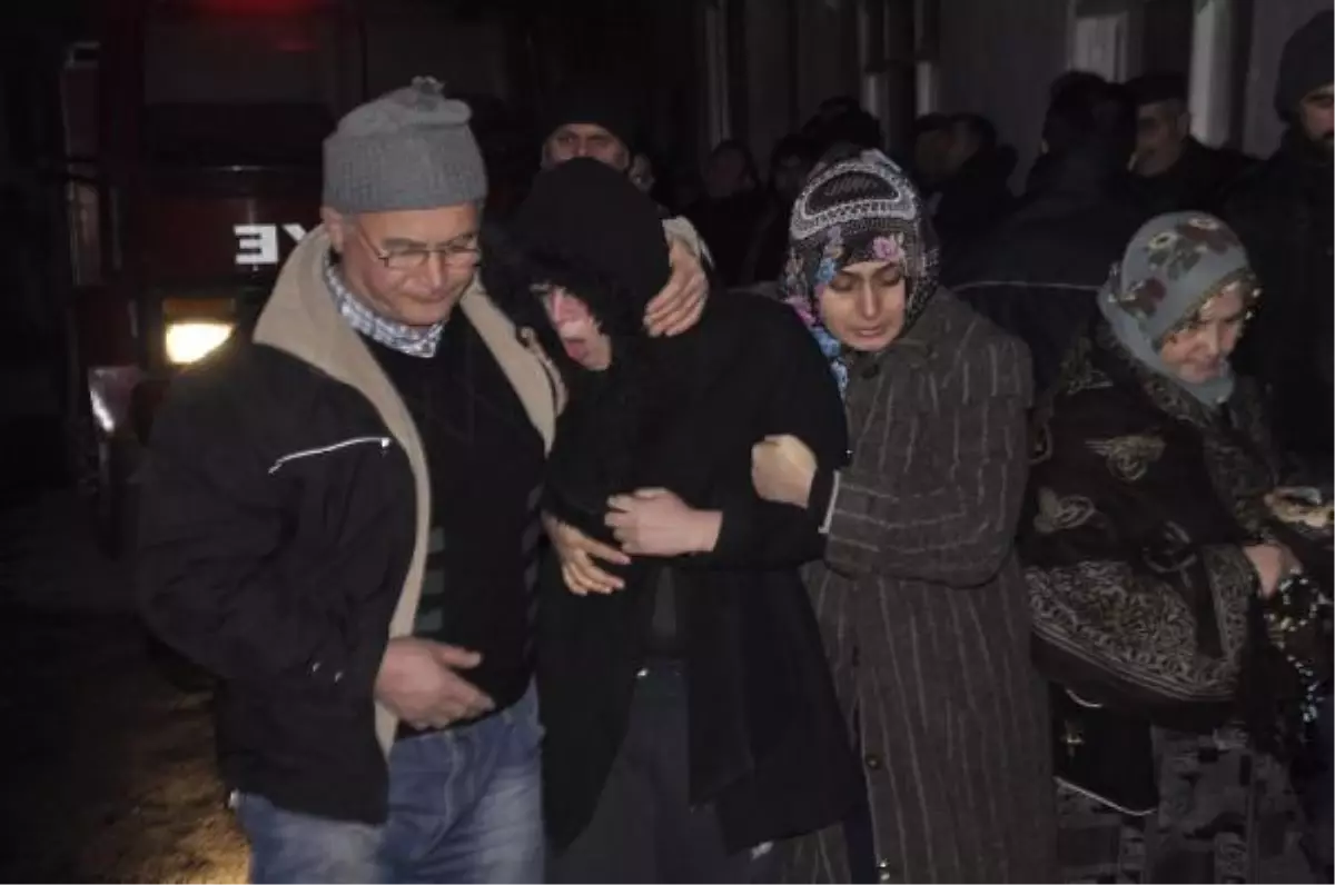 Bursa\'da Ahşap Evde Çıkan Yangın Paniğe Neden Oldu