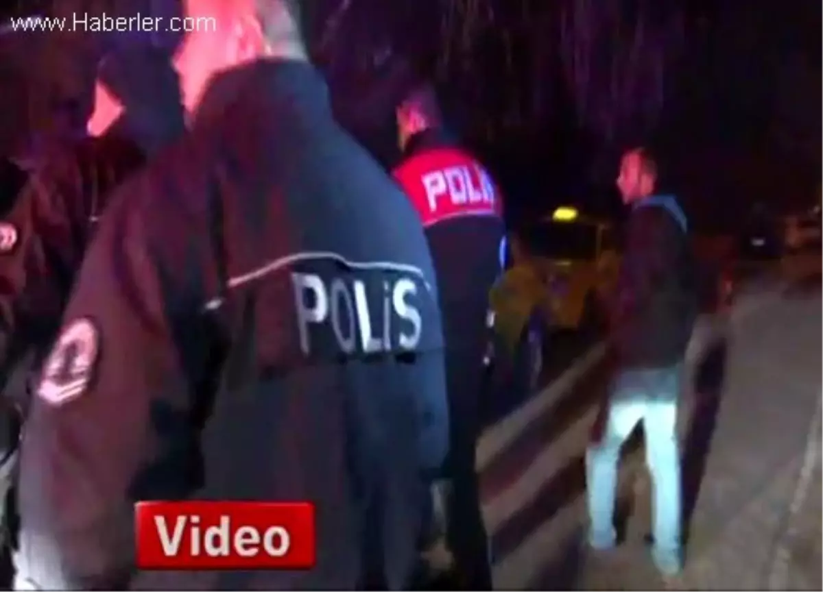 Arkadaşı Tarafından Bacağından Bıçaklandı