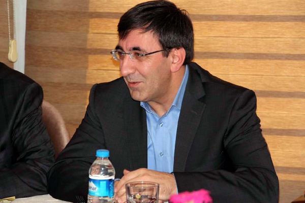 Bakanı Yılmaz: Başbaşkan\'ı Zayıflatmak İstiyorlar