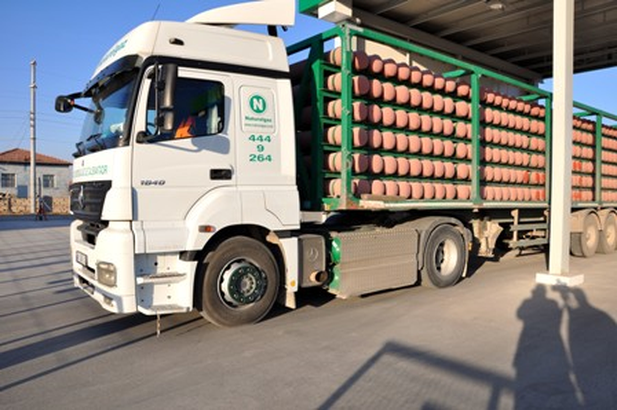 "Doğalgaz"La Çalışan Kamyonlar Hem Çevreci Hem Tasarruflu