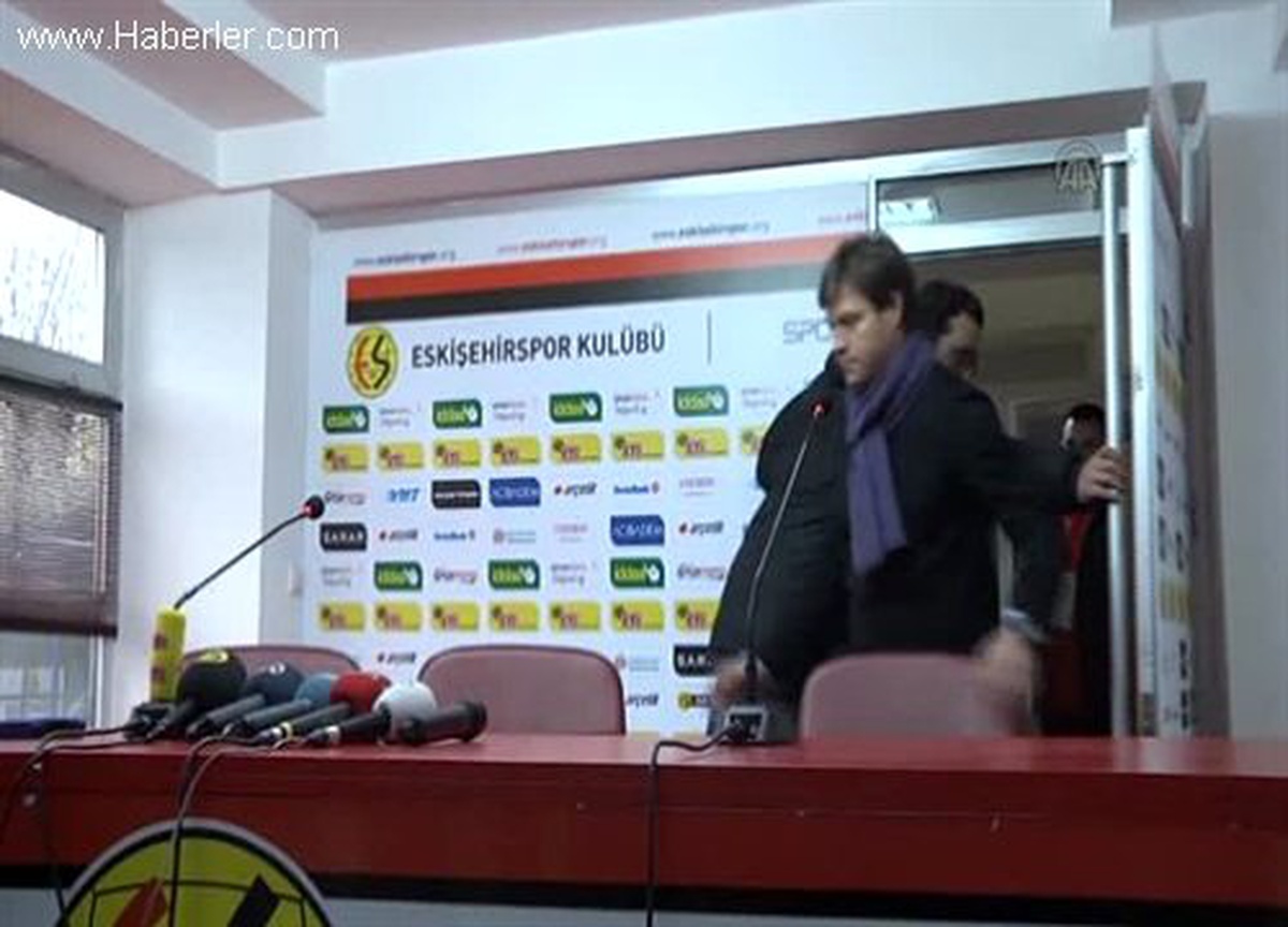 Eskişehirspor Teknik Direktörü Sağlam -