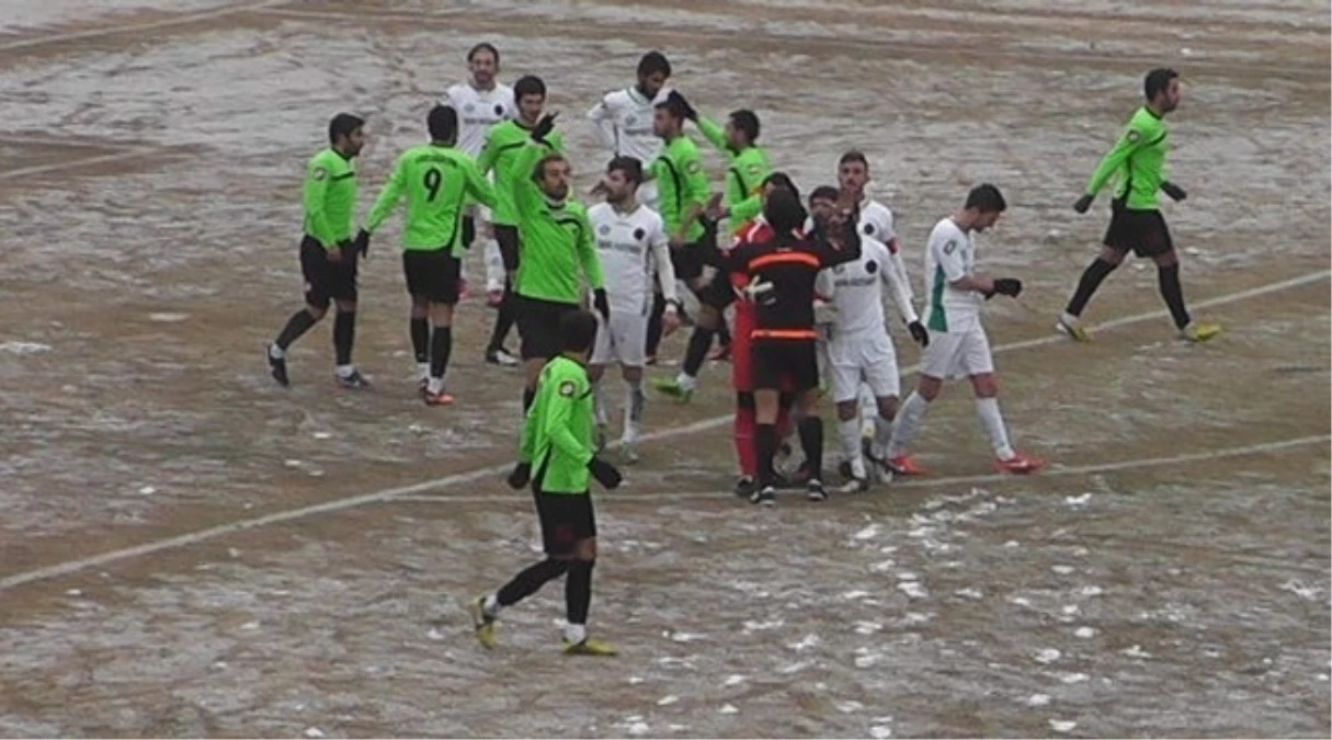 Kırşehirspor Zorlu Hava Şartlarında 3-1 Galip Geldi