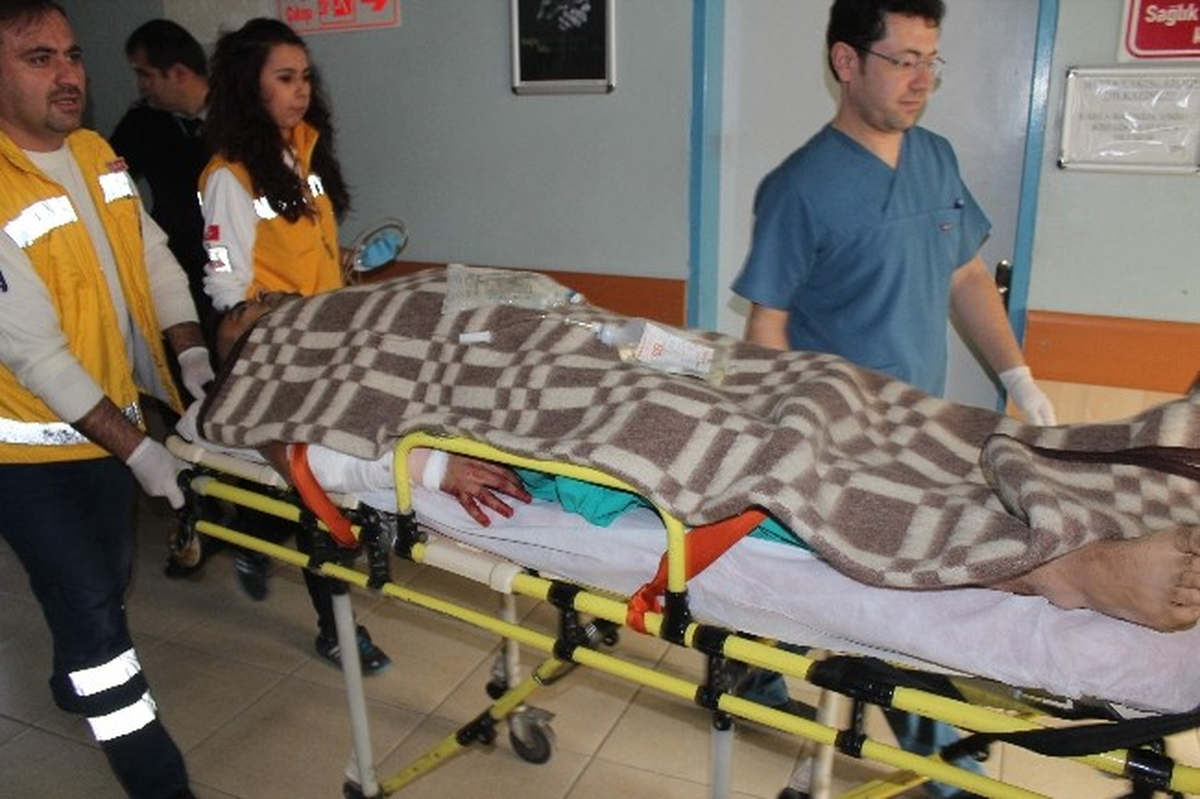 Minibüste 5 Kurşunla Vuruldu