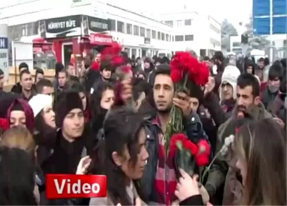 Niğdeli Öğrenciler Kazada Ölen Arkadaşları İçin Yürüdü