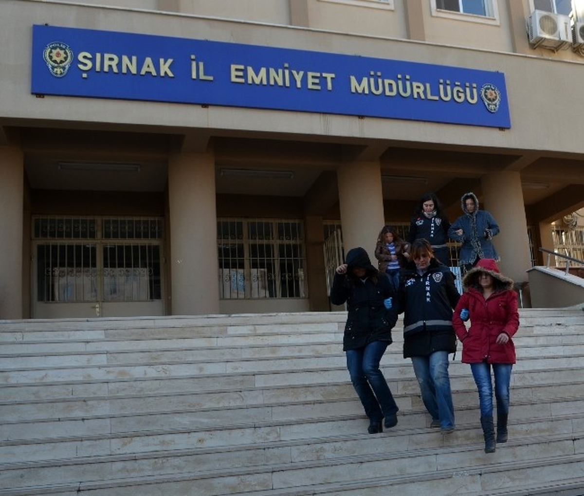 Şırnak Polisinden 3 İlde Fuhuş Operasyonu: 30 Gözaltı