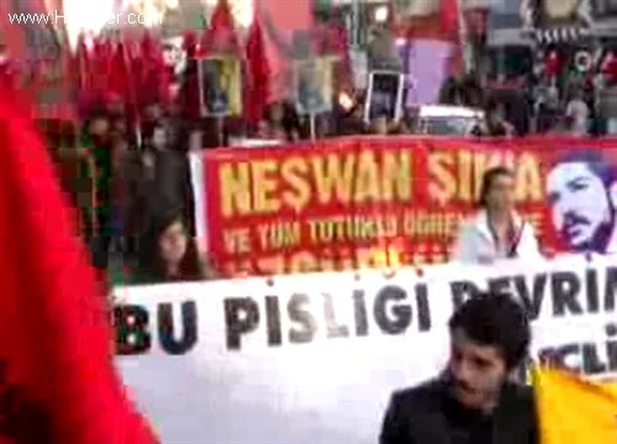 Uşak\'ta Neşvan Şık\'a Özgürlük Eylemi