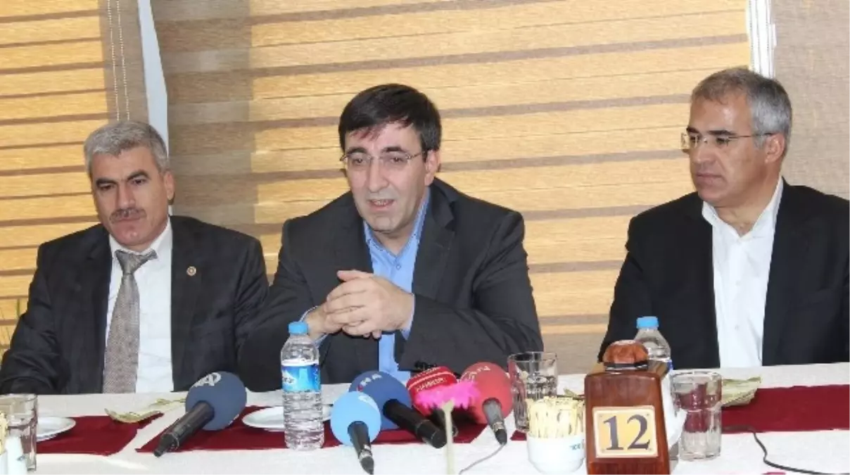 Yılmaz: "Bizim Adımız AK Parti\'dir"