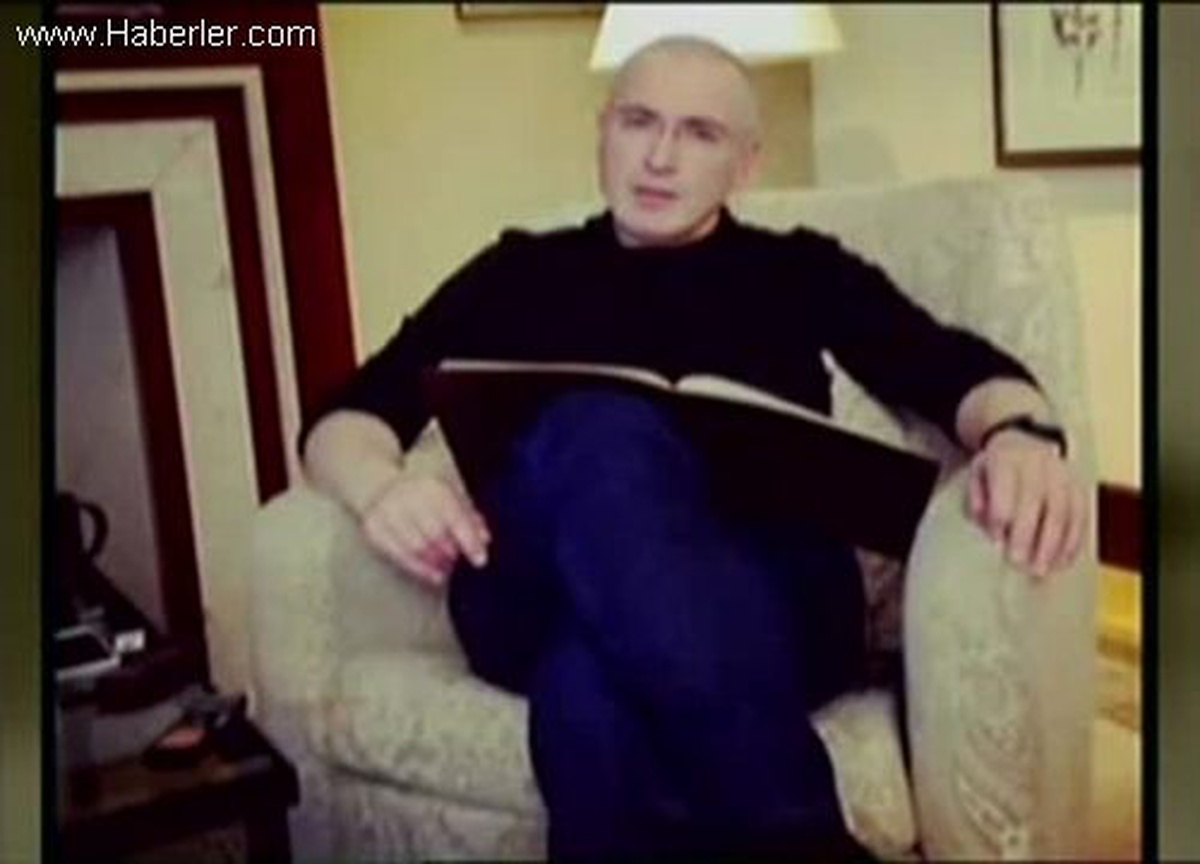 10 Yıl Sonra Özgürlüğüne Kavuşan Hodorkovskirusya\'daki Siyasi Tutuklular İçin Çalışacağım