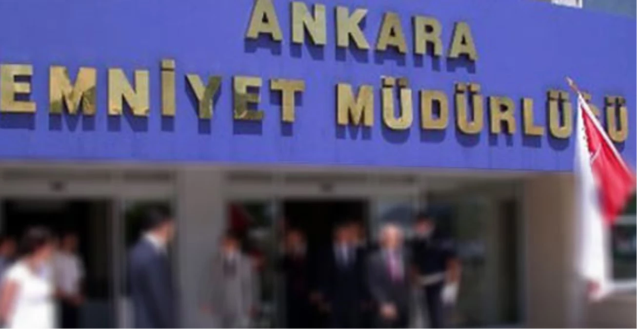 Ankara\'da İki Emniyet Müdürünün Yeri İkinci Kez Değişti