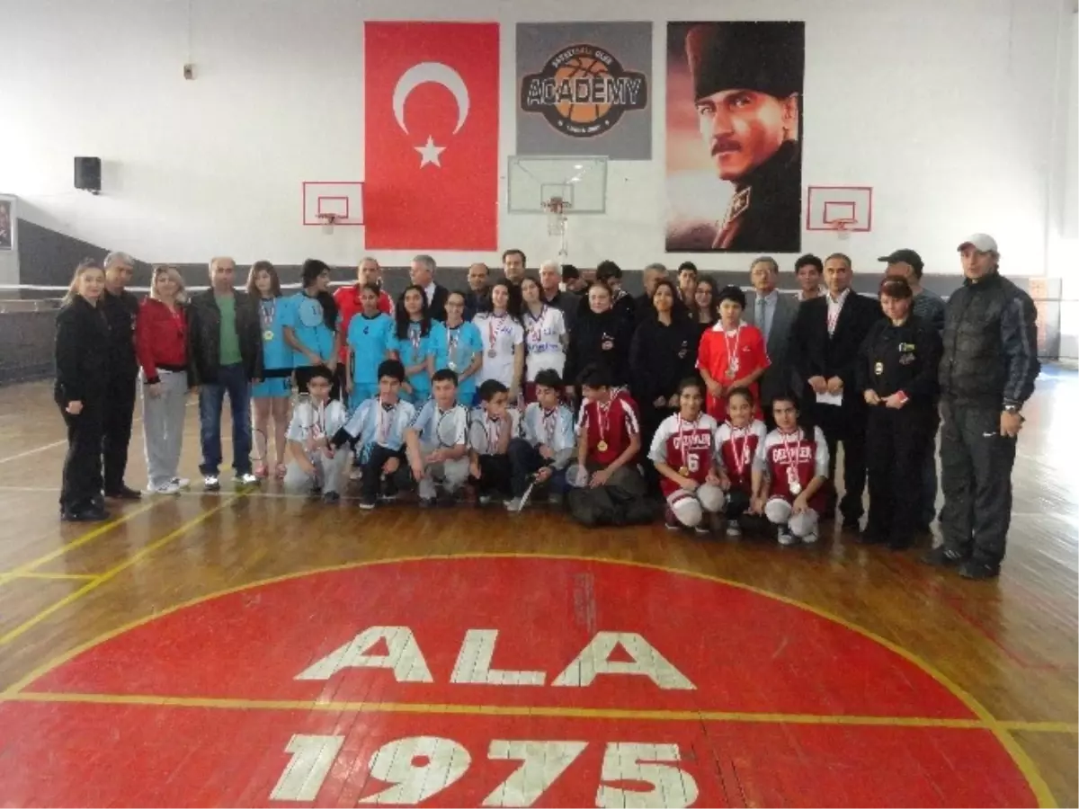 Badminton Altın Raketler Çukurova İlçe Birinciliği