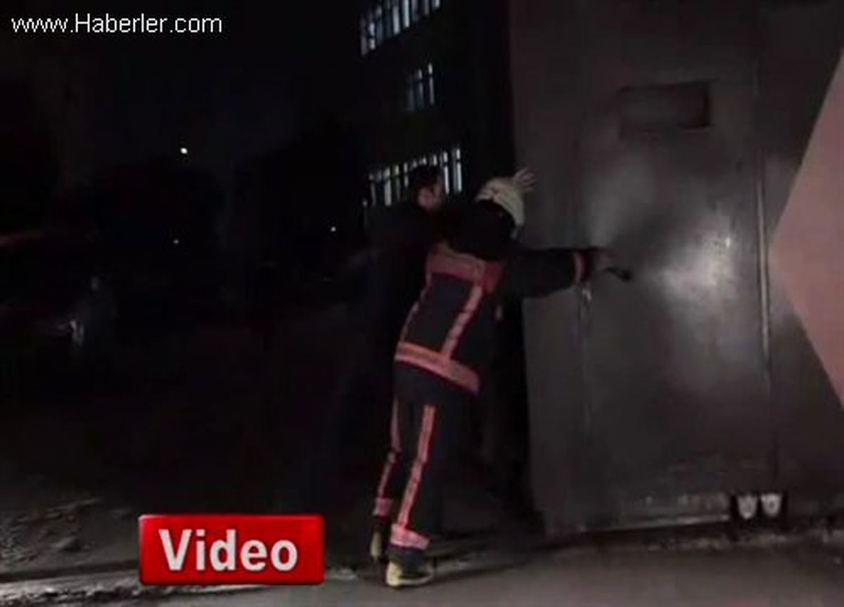 Bakırköy Kadın Cezaevi\'nde Koğuşu Ateşe Verdiler