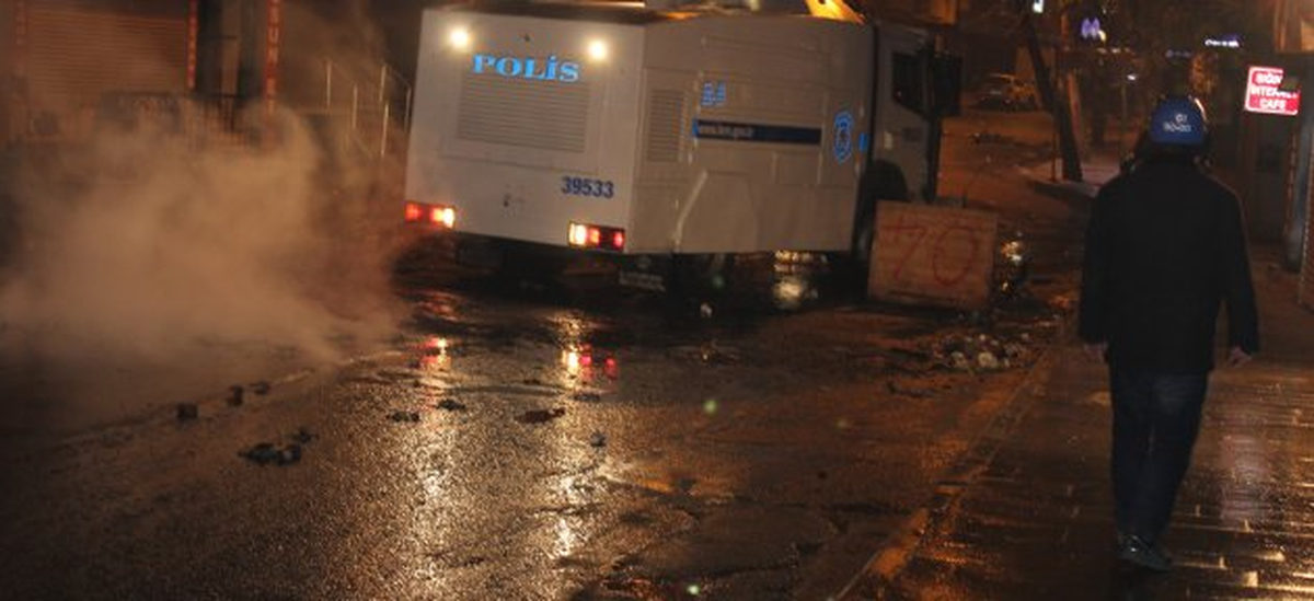 Beyoğlu\'nda İzinsiz Gösteri