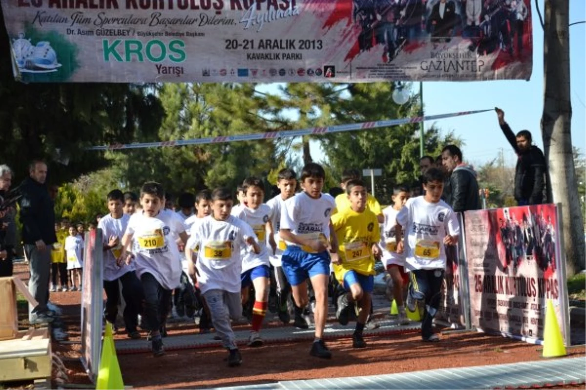 Büyükşehir Belediyesi Kurtuluş Bayramını Spor Turnuvaları ile de Kutluyor