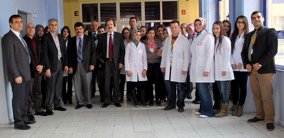 Cü Rektörü Kocacık, Gönüllü Öğretmenleri Ziyaret Etti