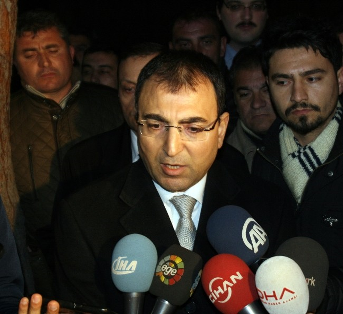 İzmir Valisi Toprak: "10 Şehidimiz Var"