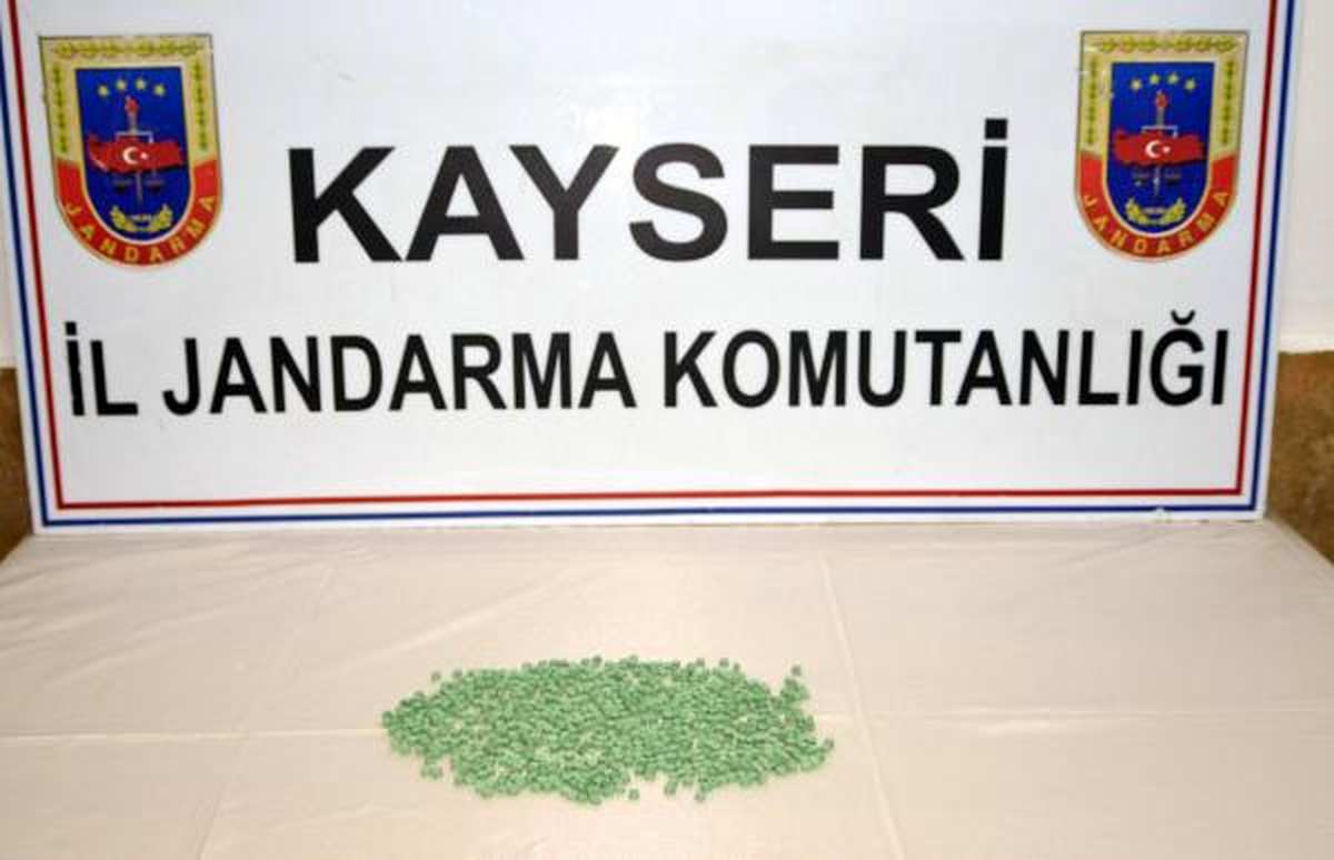 Kayseri\'de 750 Ecstasy Hap Ele Geçirildi