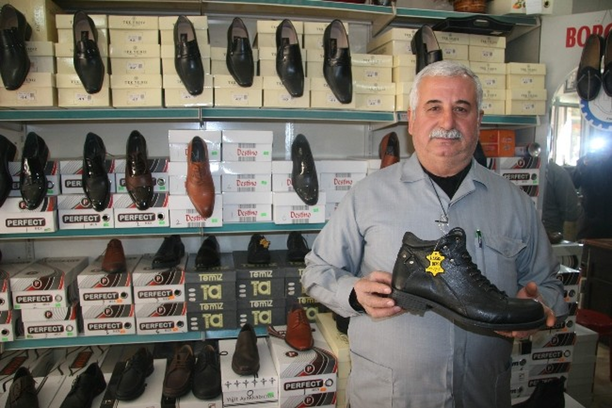 Kepekçi: "İnternetten Ayakkabı Almayın"