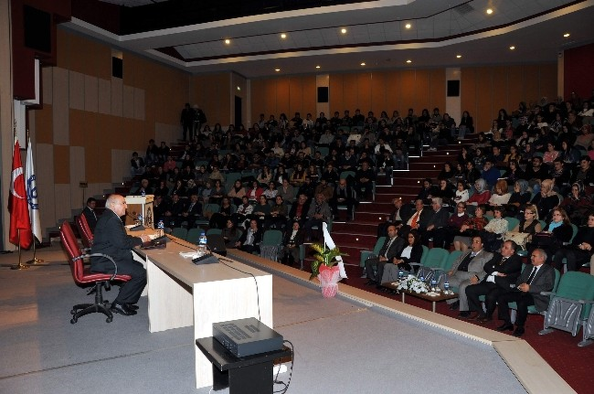 Mevlana, Aydın\'da Konferansla Anıldı