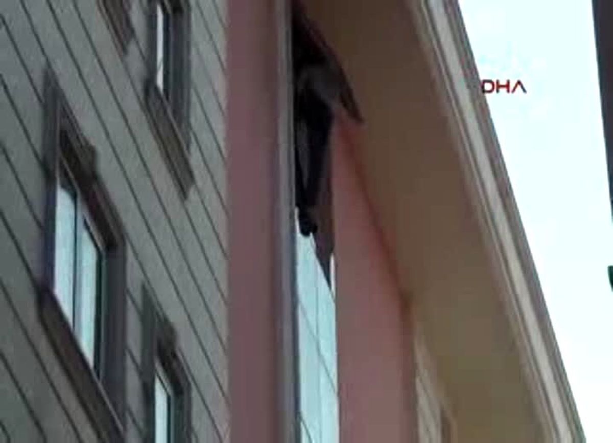 Polis Son Anda İntihardan Kurtardı