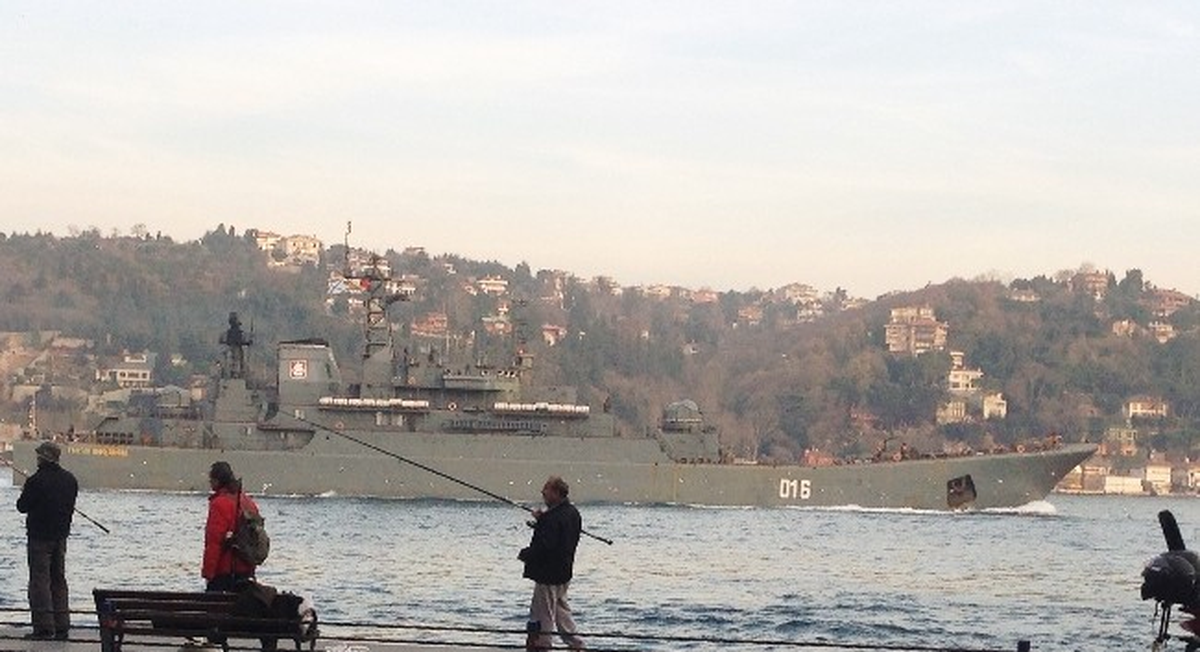 Rus Savaş Gemileri Boğazdan Geçti