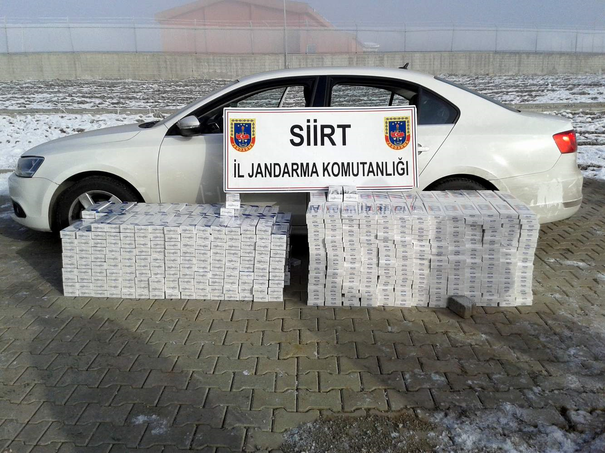 Siirt\'te Yüklü Miktarda Kaçak Sigara Ele Geçirildi