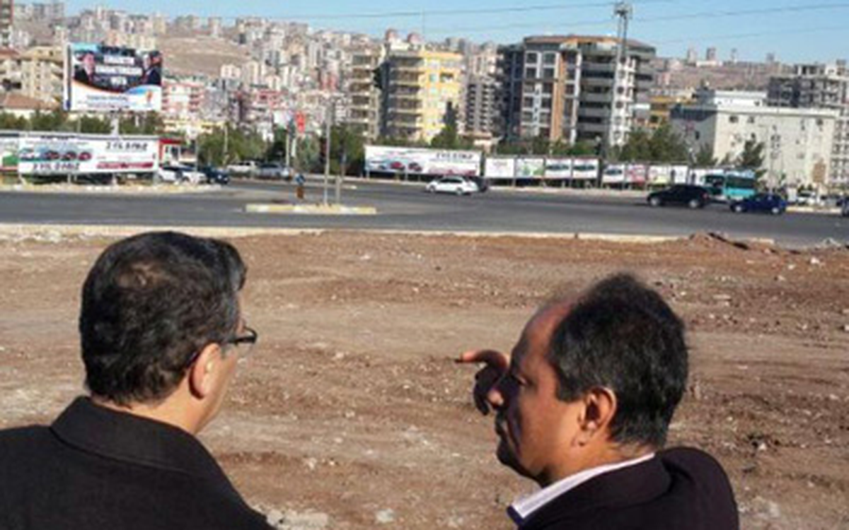 Uzmanlar, Şanlıurfa'da Ulaşım Sorununa Çözüm Arıyor