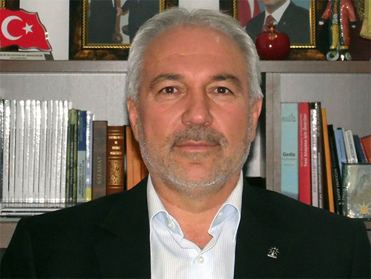 Ak Parti\'nin Kütahya Adayı Meclis Üyeleriyle Birarada