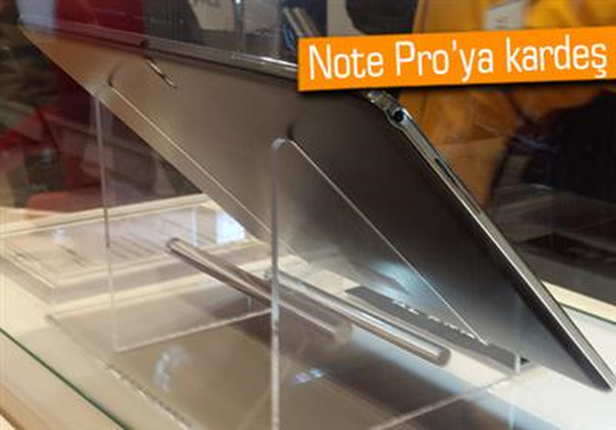 12 İnç\'lik Galaxy Note Pro İki Farklı Model Olarak Gelebilir