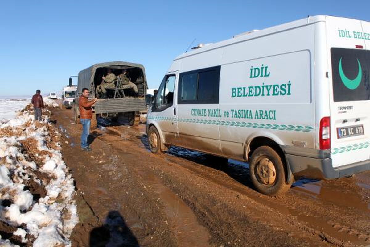 4 Gün Önce Kaybolan Avcı Gölette Aranıyor (2)