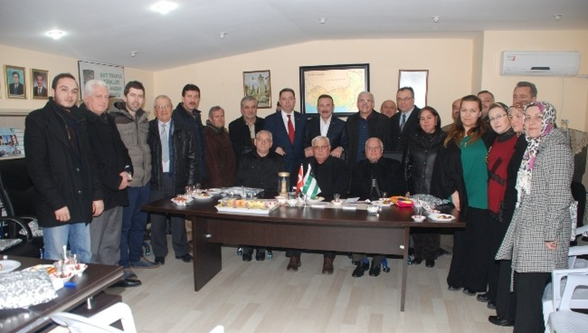 Başkan Doğan\'ın Dernek Ziyaretleri Sürüyor