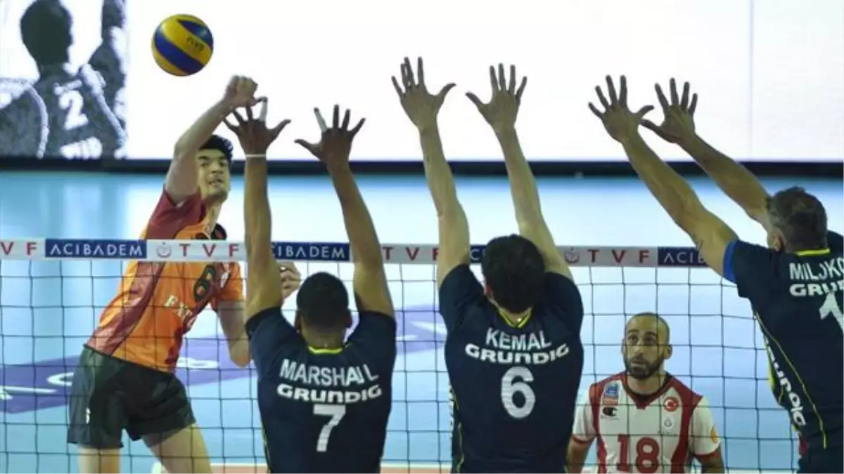 Galatasaray Fxtcr - Fenerbahçe Grundig: 0-3 / Fenerbahçe, Galatasaray\'a Set Vermedi