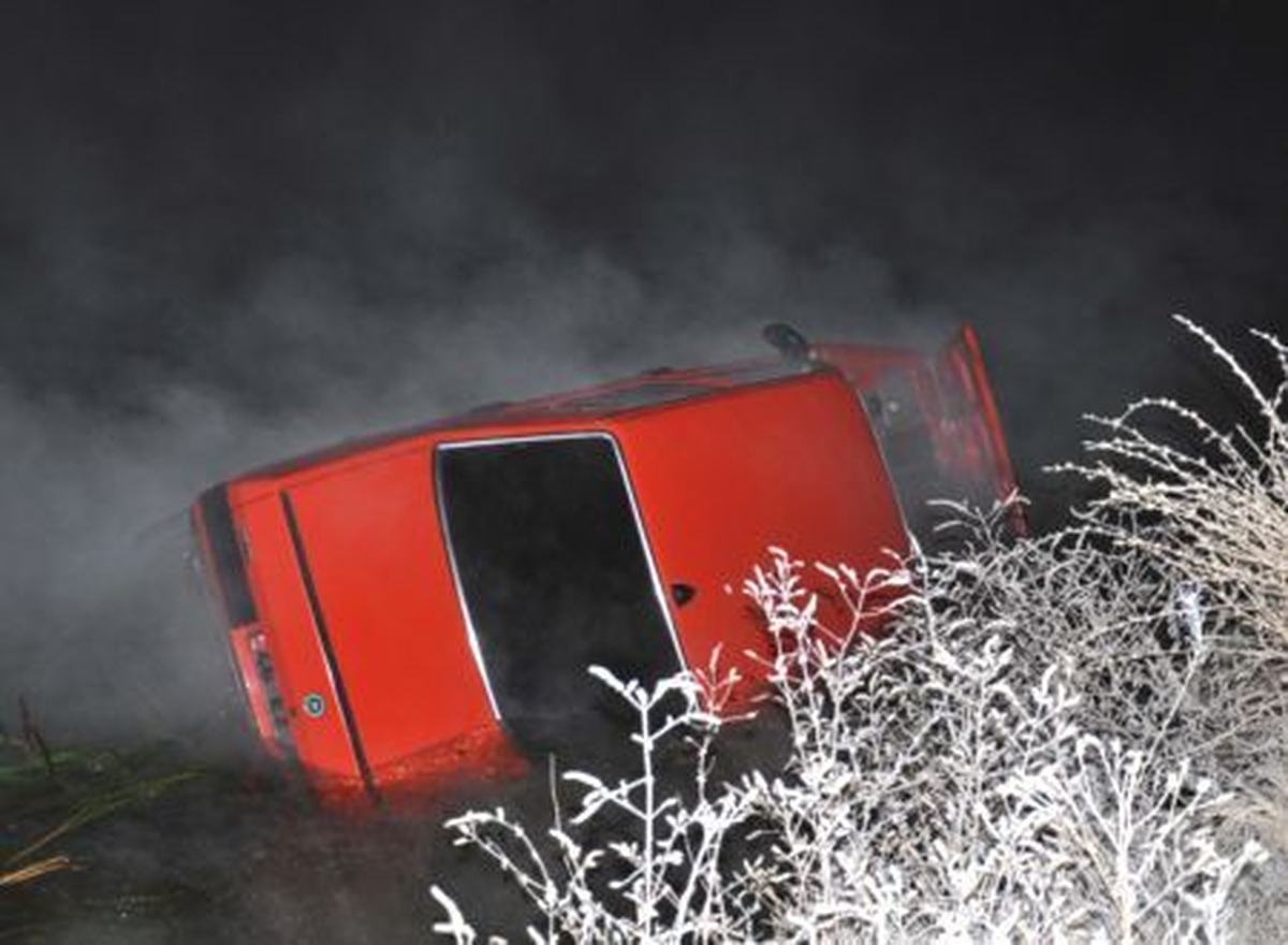 Kahramanmaraş\'ta Otomobil Nehre Düştü: 1 Yaralı