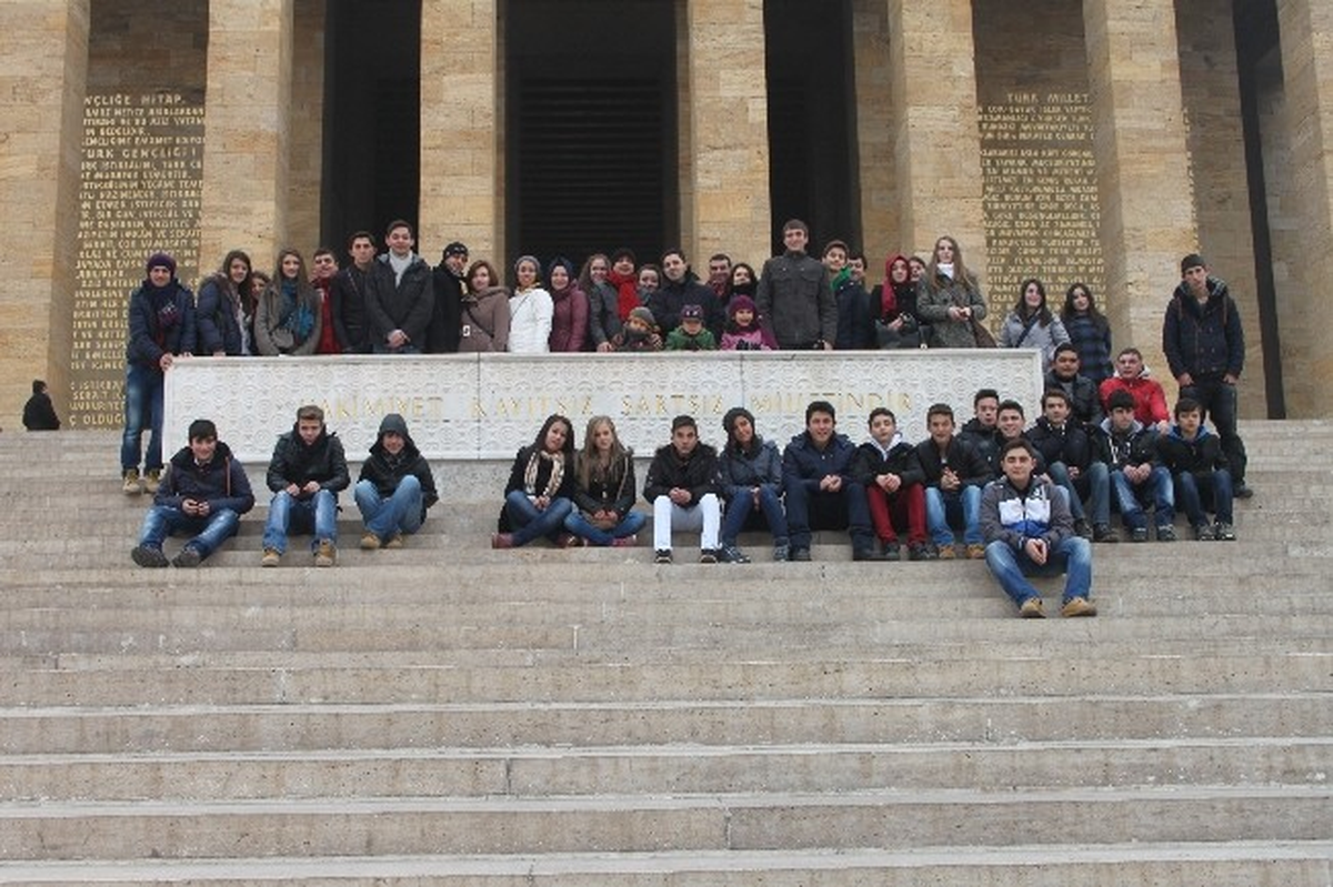Meslek Lisesi Öğrencileri Ankara\'yı Gezdi