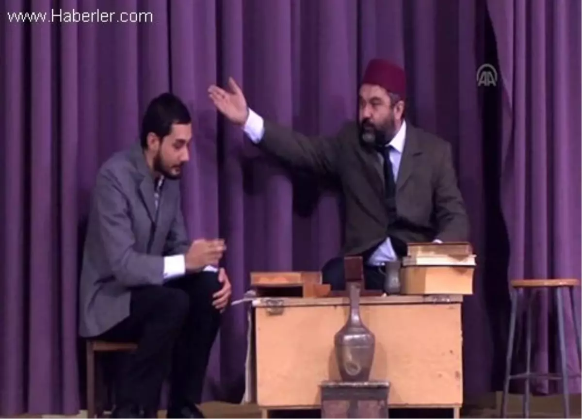 "Söz Ustası Şair Mehmet Akif Ersoy" tiyatro oyunu -