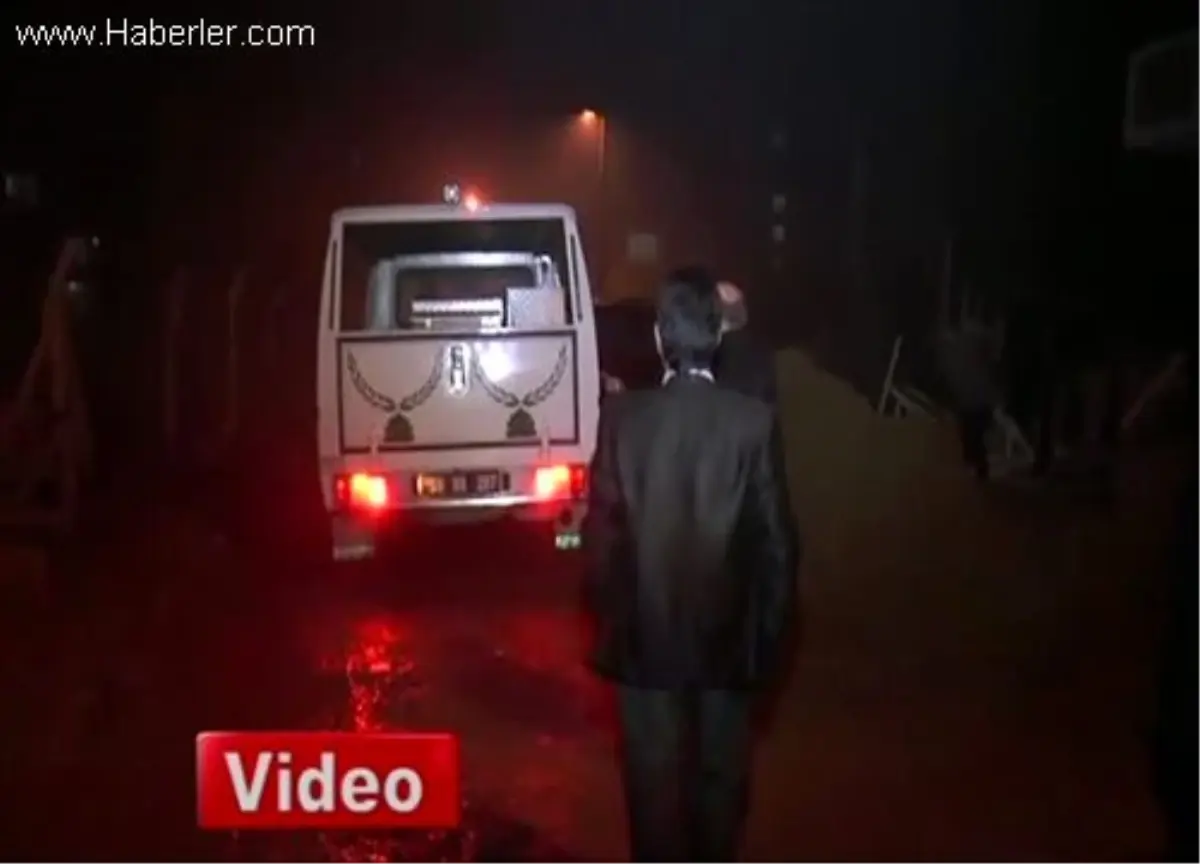 Tekirdağ'da İnşaat Önünde Erkek Cesedi Bulundu