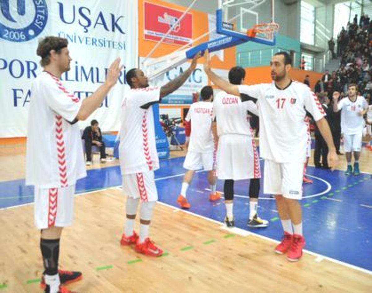 Uşak Sportif\'e 2 Bin 500 Lira Para Cezası Kesildi