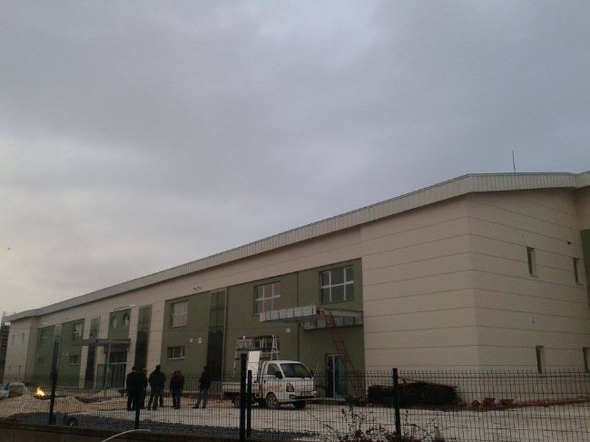 90. Yıl Salonu İçin Geçici Kabul Bekleniyor
