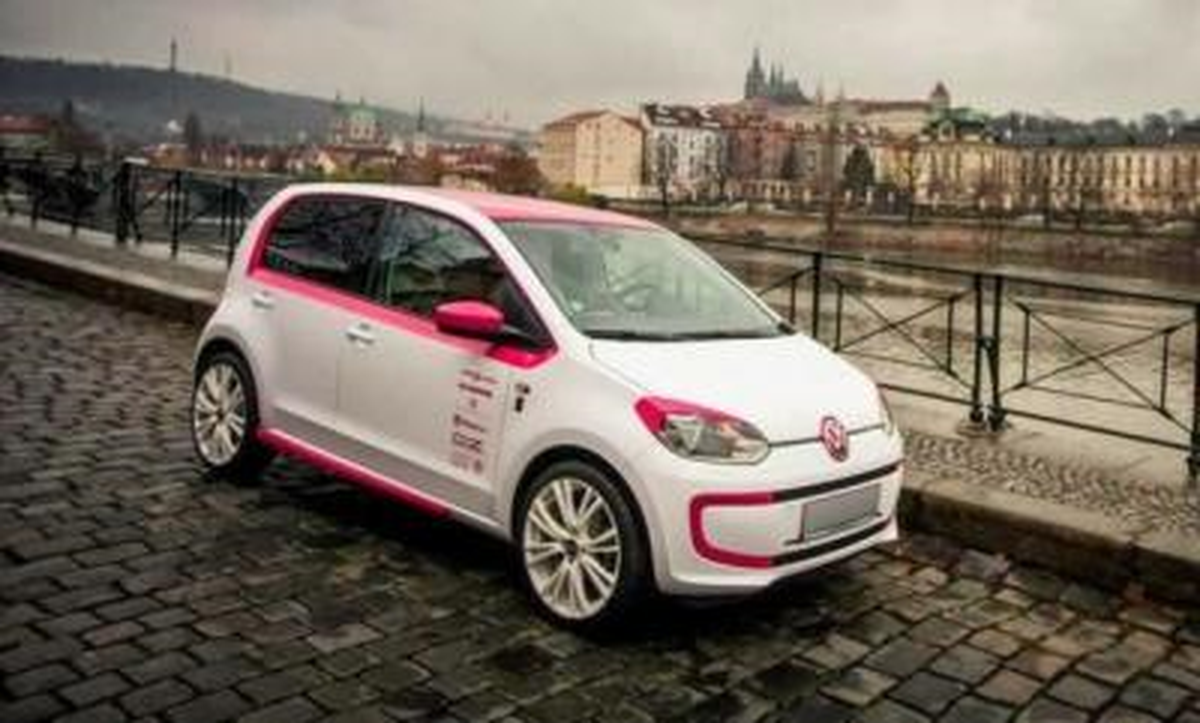 Annelere Yönelik Volkswagen Mama Up!
