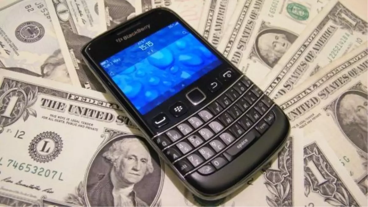 BlackBerry\'de 2 şok birden!