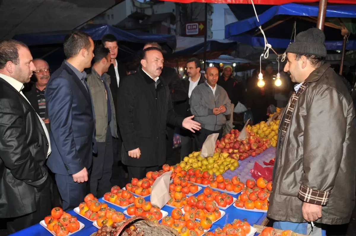 İzmit Belediye Başkanı Doğan, Esnafla Bir Araya Geldi