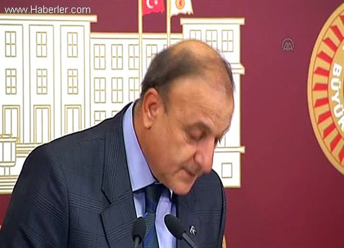 Oktay Vural: "4 parmağı kesmekle baş parmağı kurtaramayacaksınız" -