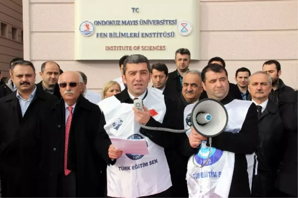 Samsun Türk Eğitim-Sen\'den Akademisyen Maaşlarını Protesto