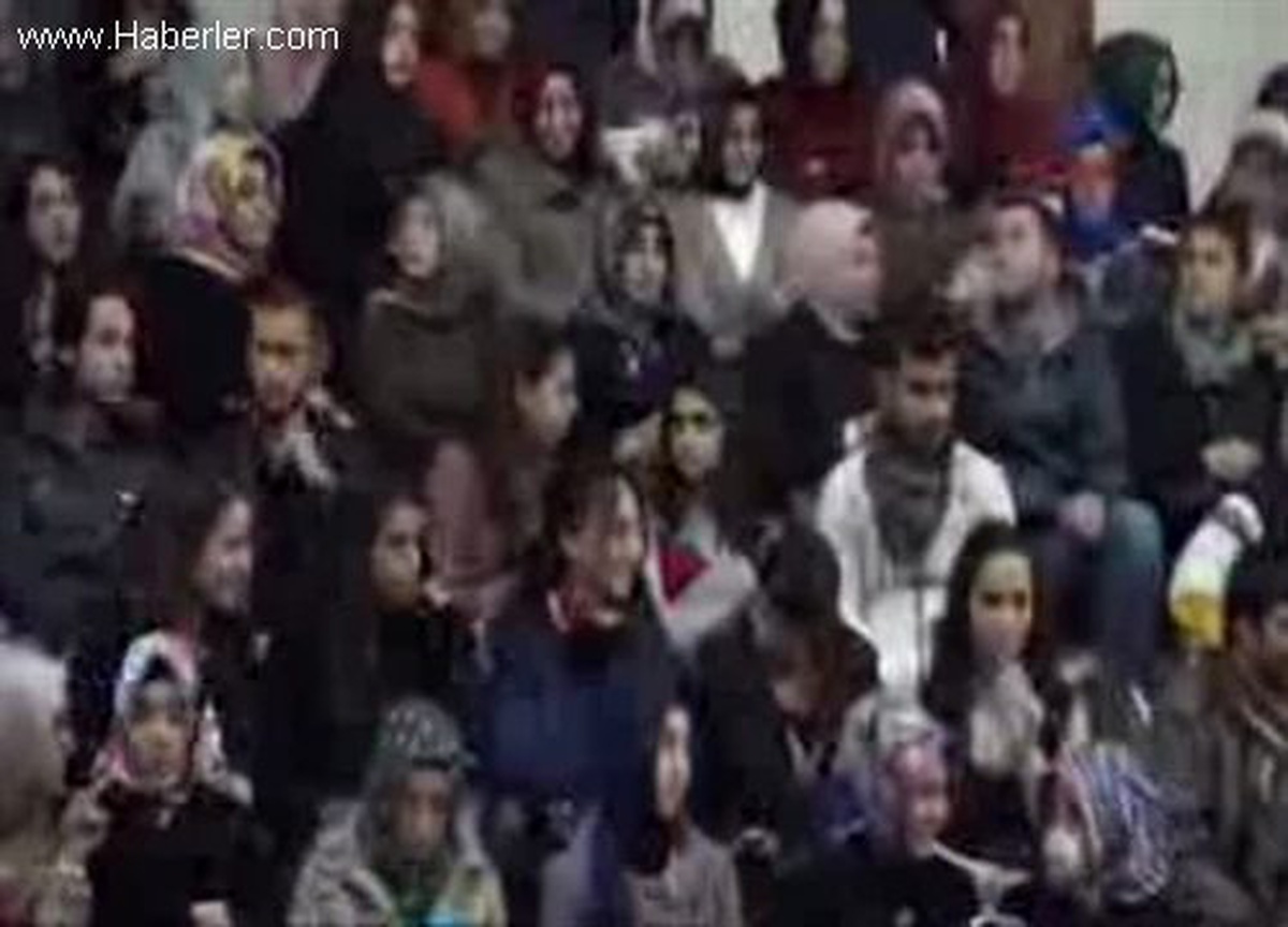 Zonguldak Ahmet Özhan Zonguldak\'ta Konser Verdi
